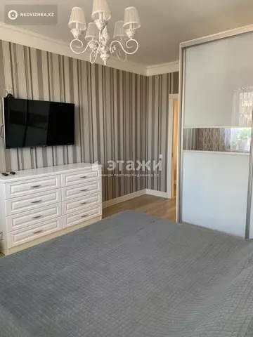 3-комнатная квартира, этаж 13 из 17, 90 м²