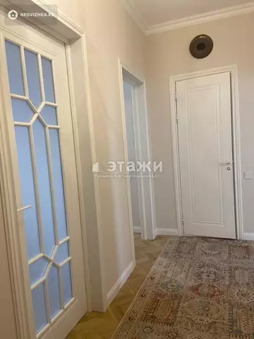 3-комнатная квартира, этаж 2 из 9, 77 м²