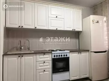 1-комнатная квартира, этаж 4 из 12, 34 м²