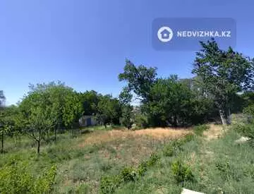2-комнатный дом, 38 соток, 20 м²
