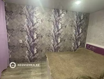 3-комнатная квартира, этаж 2 из 4, 60 м², посуточно