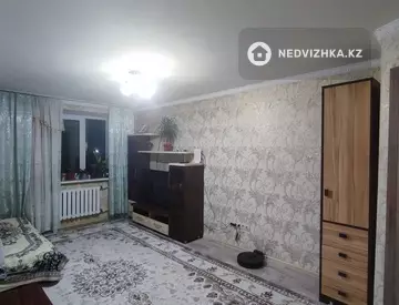 2-комнатная квартира, этаж 3 из 3, 40 м²