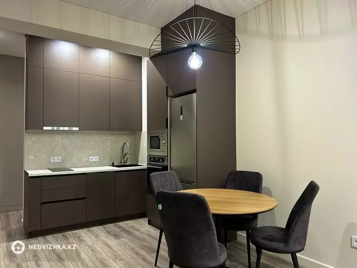 64 м², 2-комнатная квартира, этаж 10 из 13, 64 м², на длительный срок, изображение - 1
