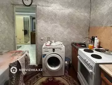 1-комнатная квартира, этаж 4 из 4, 34 м²
