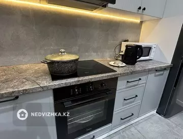 2-комнатная квартира, этаж 11 из 13, 72 м²