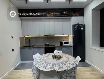 72 м², 2-комнатная квартира, этаж 11 из 13, 72 м², изображение - 4