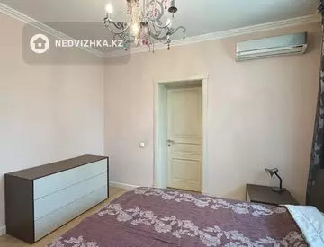 2-комнатная квартира, этаж 4 из 13, 87 м²