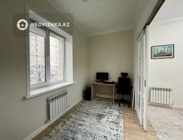 2-комнатная квартира, этаж 3 из 4, 52 м²