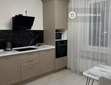 50 м², 1-комнатная квартира, этаж 8 из 9, 50 м², посуточно, изображение - 13