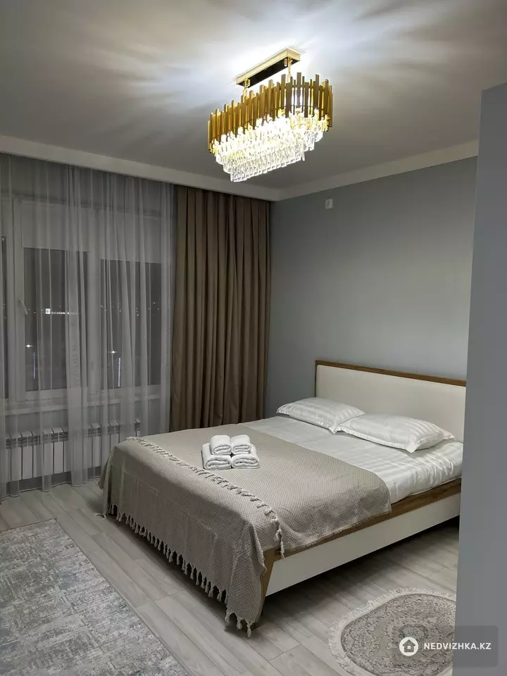 50 м², 1-комнатная квартира, этаж 8 из 9, 50 м², посуточно, изображение - 1