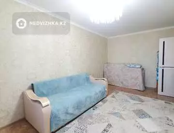 2-комнатная квартира, этаж 2 из 9, 52 м²