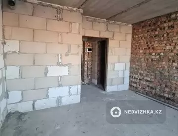 1-комнатная квартира, этаж 1 из 4, 28 м²
