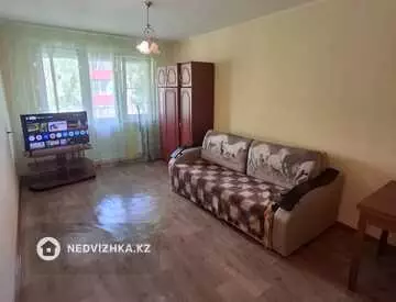 1-комнатная квартира, этаж 4 из 5, 30 м², на длительный срок