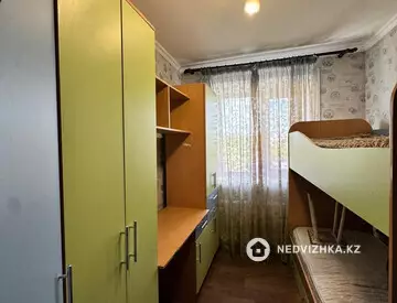 3-комнатная квартира, этаж 5 из 5, 57 м², на длительный срок