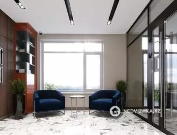 4-комнатная квартира, этаж 3 из 10, 93 м², на длительный срок