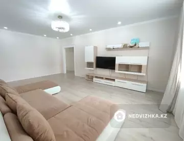 3-комнатная квартира, этаж 4 из 5, 115 м²