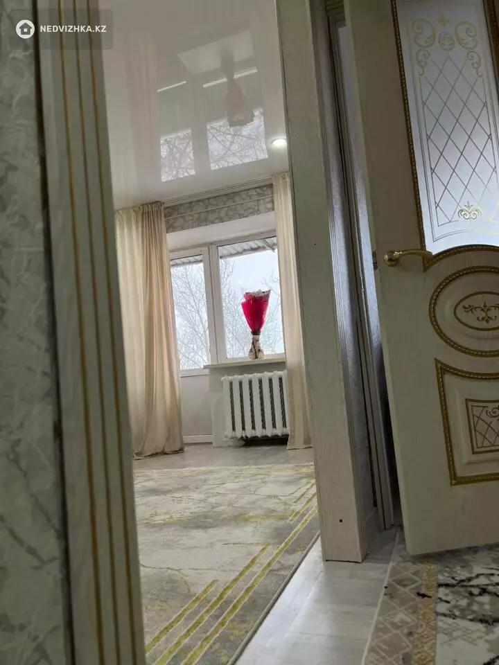 52.3 м², 3-комнатная квартира, этаж 4 из 4, 52 м², изображение - 1