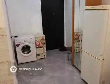 1-комнатная квартира, этаж 1 из 9, 19 м²