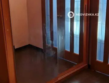 2-комнатная квартира, этаж 4 из 5, 47 м²