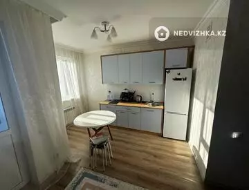 1-комнатная квартира, этаж 11 из 12, 31 м², на длительный срок