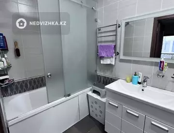 3-комнатная квартира, этаж 12 из 14, 75 м²