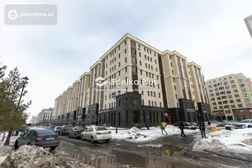 3-комнатная квартира, этаж 4 из 8, 81 м²