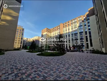 3-комнатная квартира, этаж 4 из 10, 72 м²