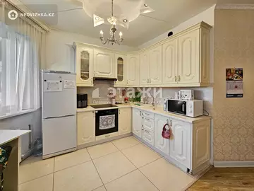 2-комнатная квартира, этаж 12 из 19, 91 м²
