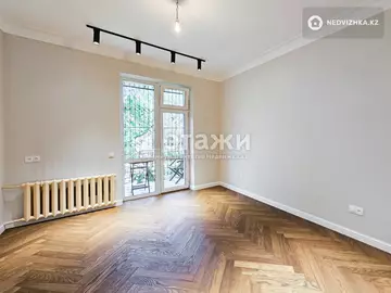 3-комнатная квартира, этаж 3 из 4, 70 м²