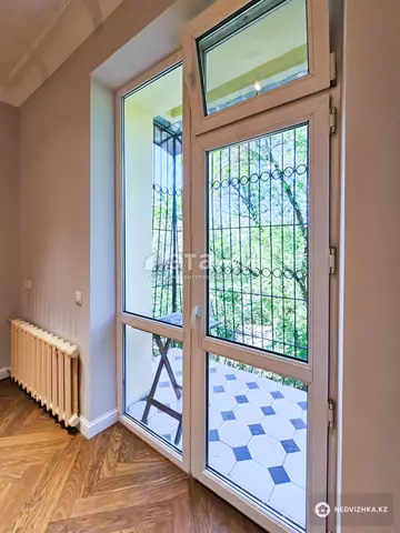 3-комнатная квартира, этаж 3 из 4, 70 м²