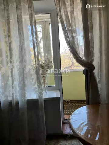 3-комнатная квартира, этаж 4 из 5, 86 м²