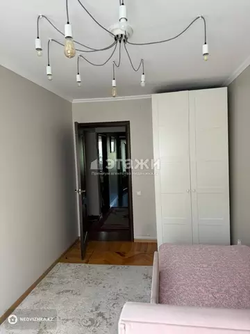 3-комнатная квартира, этаж 2 из 4, 61 м²