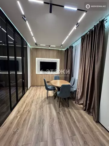 1-комнатная квартира, этаж 4 из 5, 35 м², на длительный срок