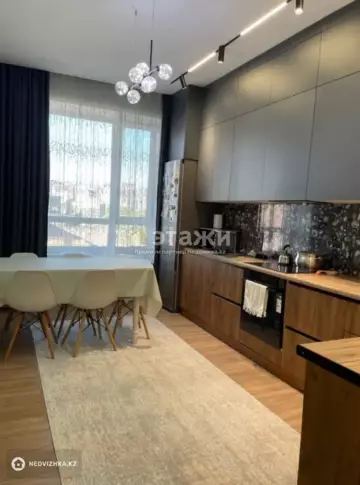 3-комнатная квартира, этаж 2 из 9, 90 м²
