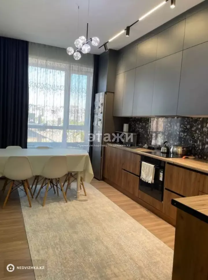 90 м², 3-комнатная квартира, этаж 2 из 9, 90 м², изображение - 1