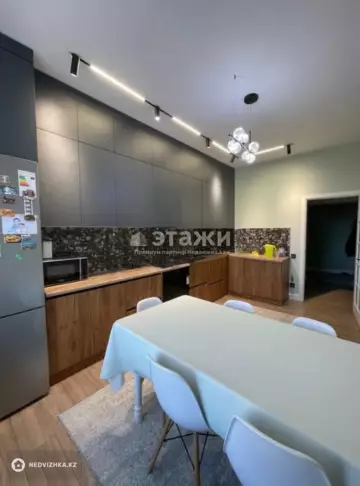90 м², 3-комнатная квартира, этаж 2 из 9, 90 м², изображение - 0