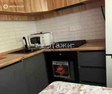 2-комнатная квартира, этаж 4 из 5, 48 м²