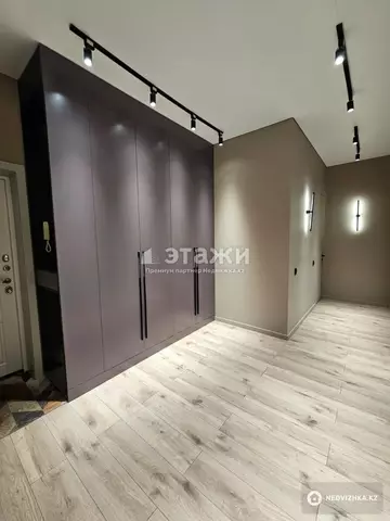 2-комнатная квартира, этаж 5 из 8, 67 м²