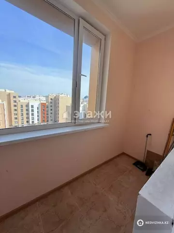 2-комнатная квартира, этаж 8 из 8, 55 м²