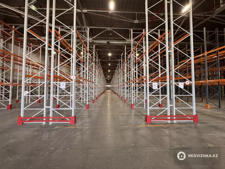 4600 м², Складское помещение, этаж 1 из 3, 4 600 м², на длительный срок, изображение - 1