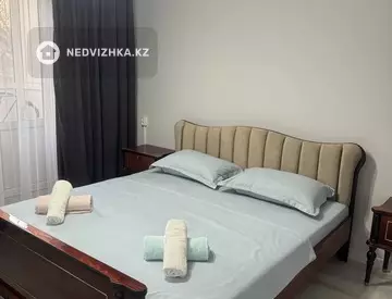 2-комнатная квартира, этаж 3 из 5, 72 м², на длительный срок