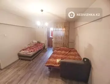 1-комнатная квартира, этаж 3 из 3, 34 м²