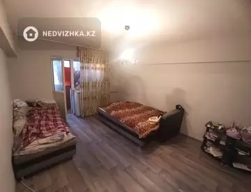 1-комнатная квартира, этаж 3 из 3, 34 м²