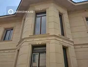 Здание, 2 этажа, 500 м²
