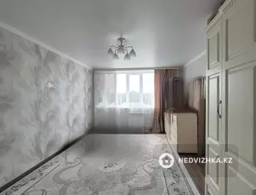 3-комнатная квартира, этаж 3 из 10, 102 м²