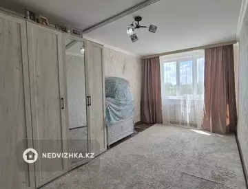 3-комнатная квартира, этаж 3 из 10, 102 м²
