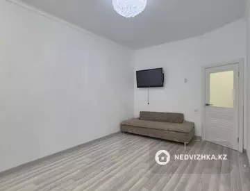 1-комнатная квартира, этаж 1 из 5, 52 м²