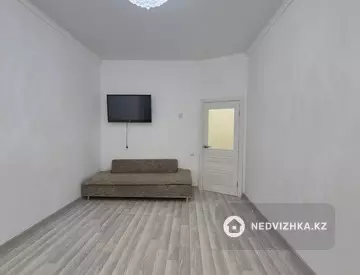 1-комнатная квартира, этаж 1 из 5, 52 м²