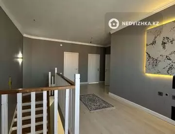 4-комнатная квартира, этаж 5 из 6, 176 м²