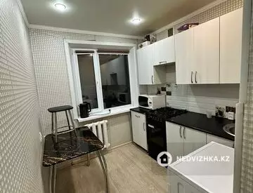 2-комнатная квартира, этаж 5 из 5, 42 м²